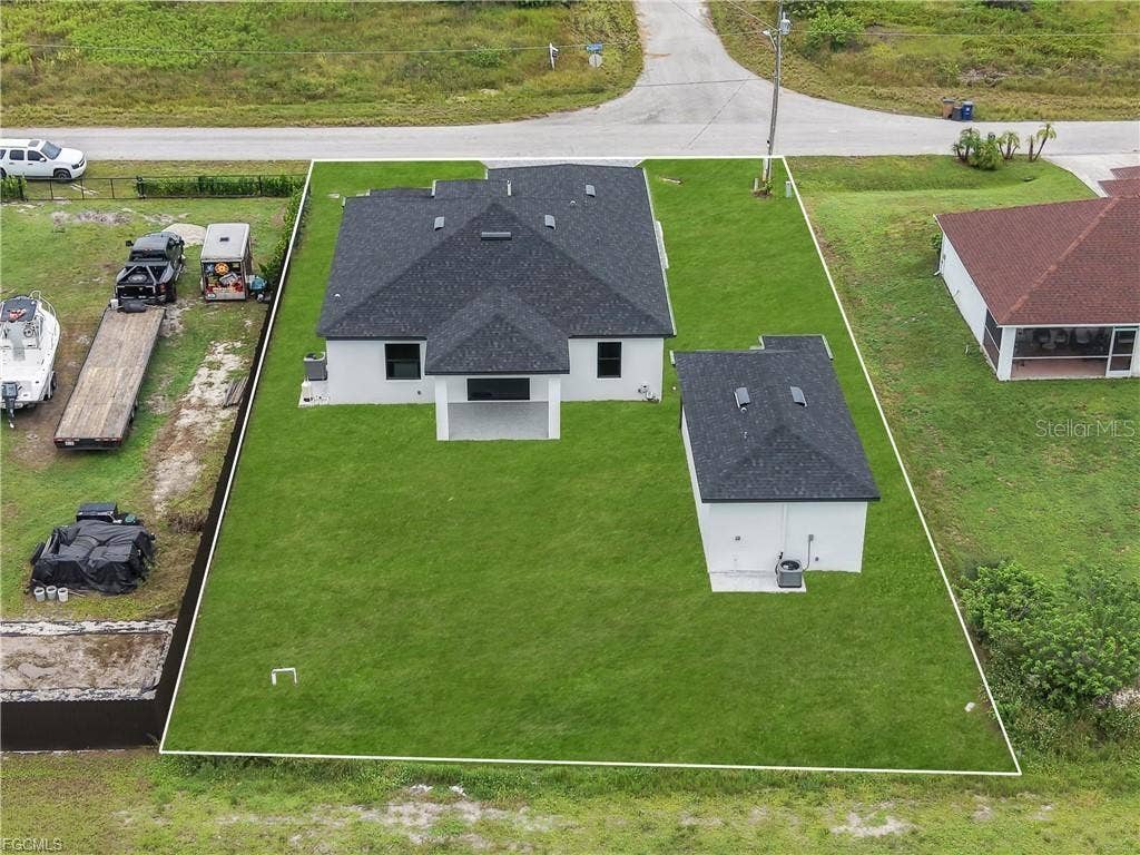 382 PAULINE AVE, Lehigh Acres, FL 33974