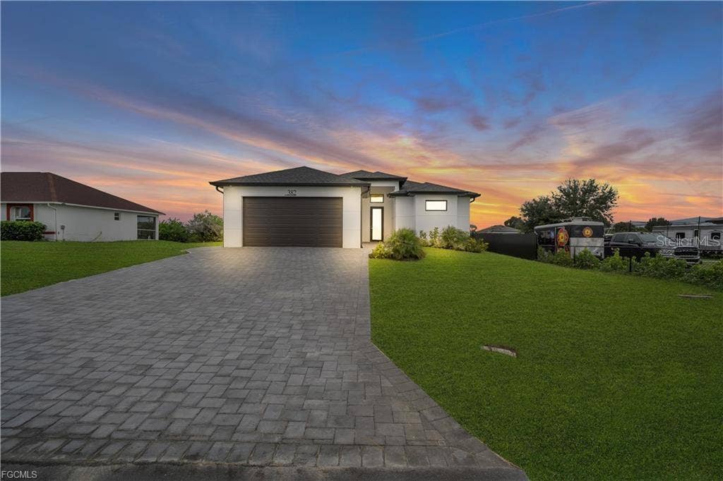 382 PAULINE AVE, Lehigh Acres, FL 33974