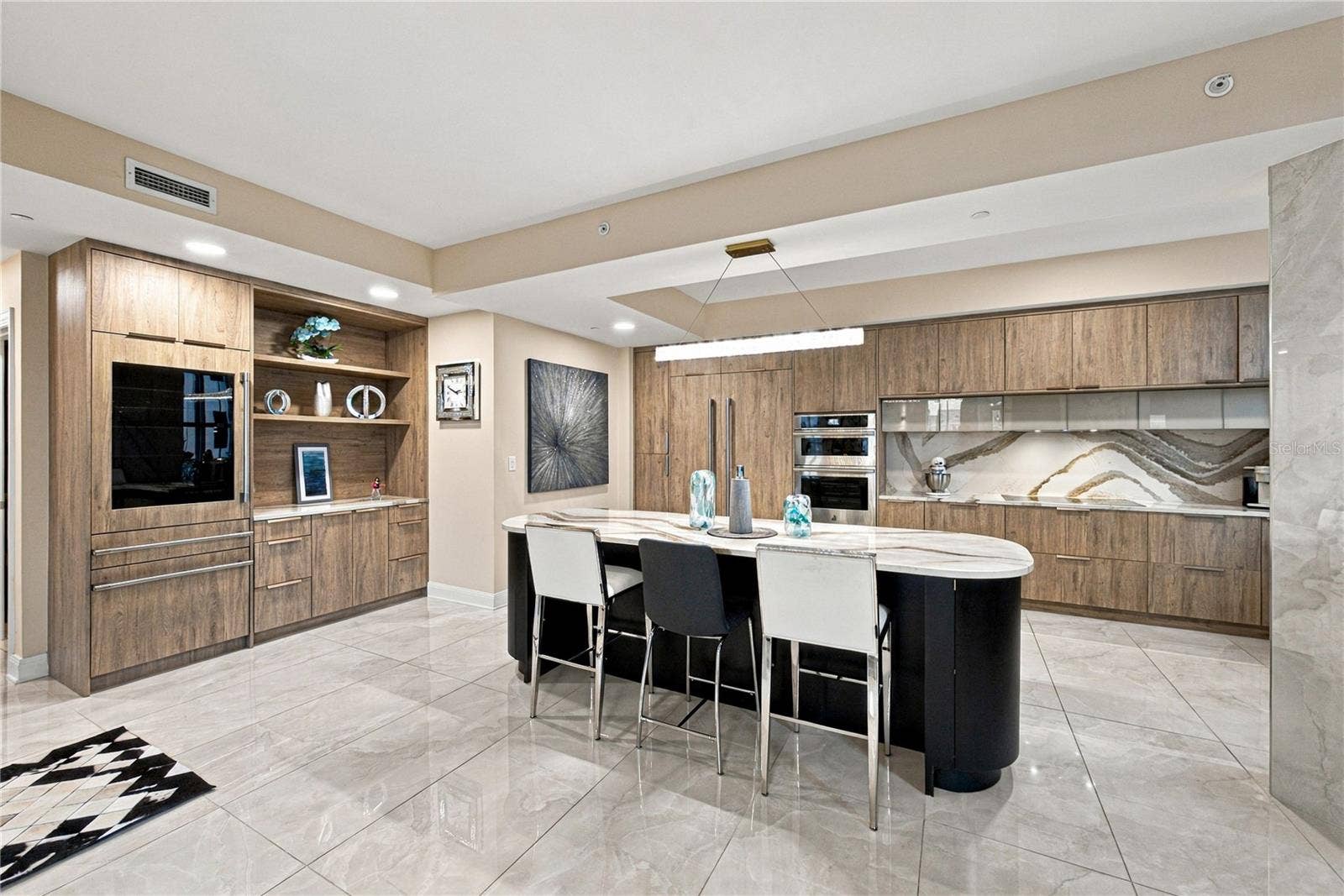 450 KNIGHTS RUN AVENUE, #405, Tampa, FL 33602 450 KNIGHTS RUN AVENUE, #405, Tampa, FL 33602