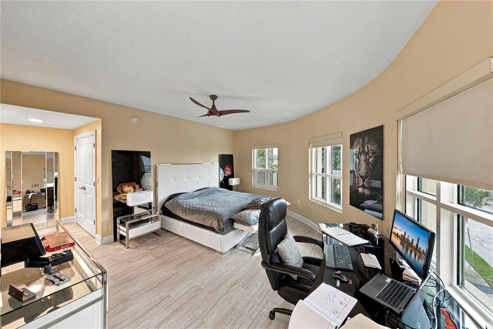 450 KNIGHTS RUN AVENUE, #405, Tampa, FL 33602 450 KNIGHTS RUN AVENUE, #405, Tampa, FL 33602