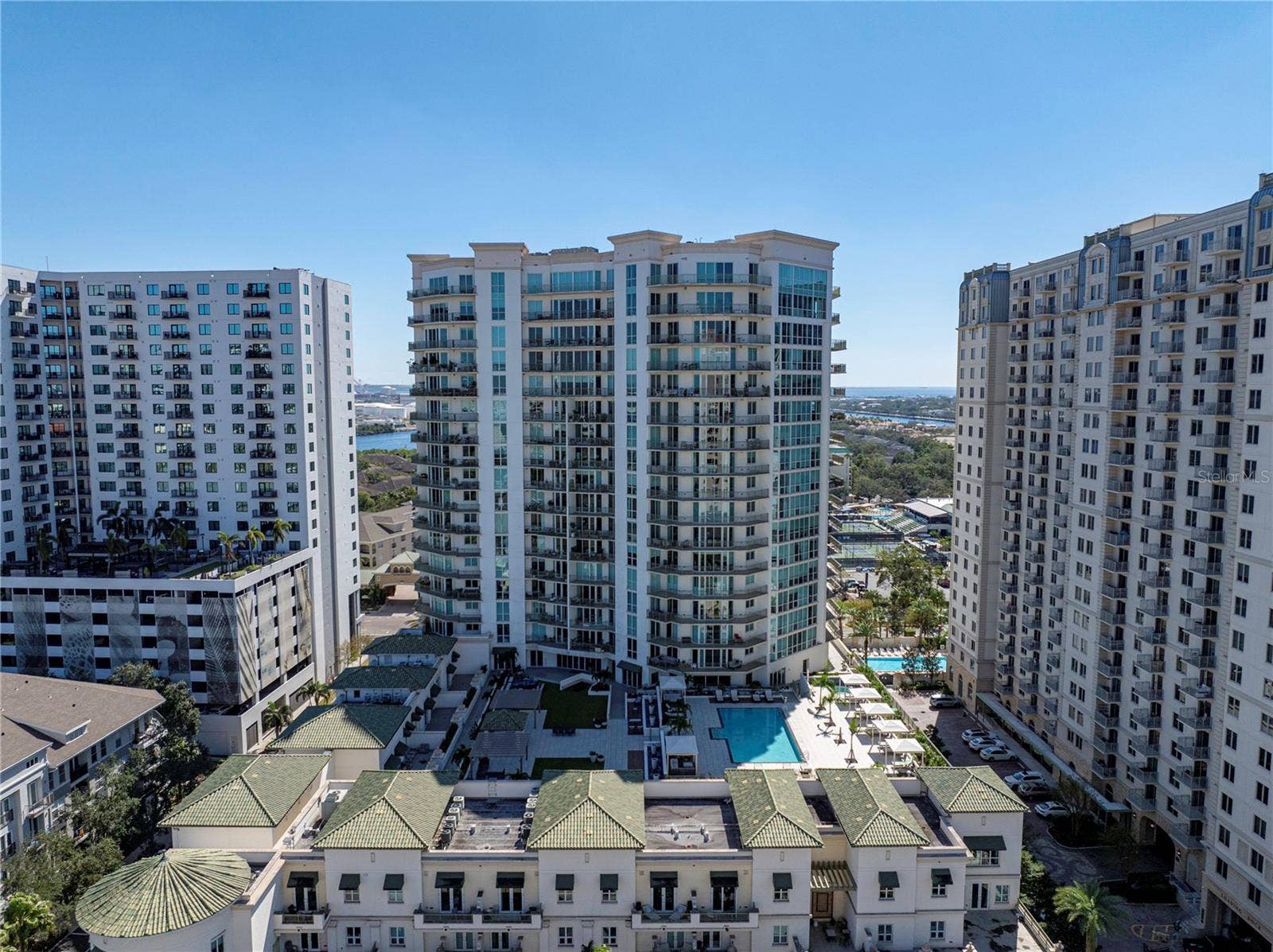 450 KNIGHTS RUN AVENUE, #405, Tampa, FL 33602 450 KNIGHTS RUN AVENUE, #405, Tampa, FL 33602
