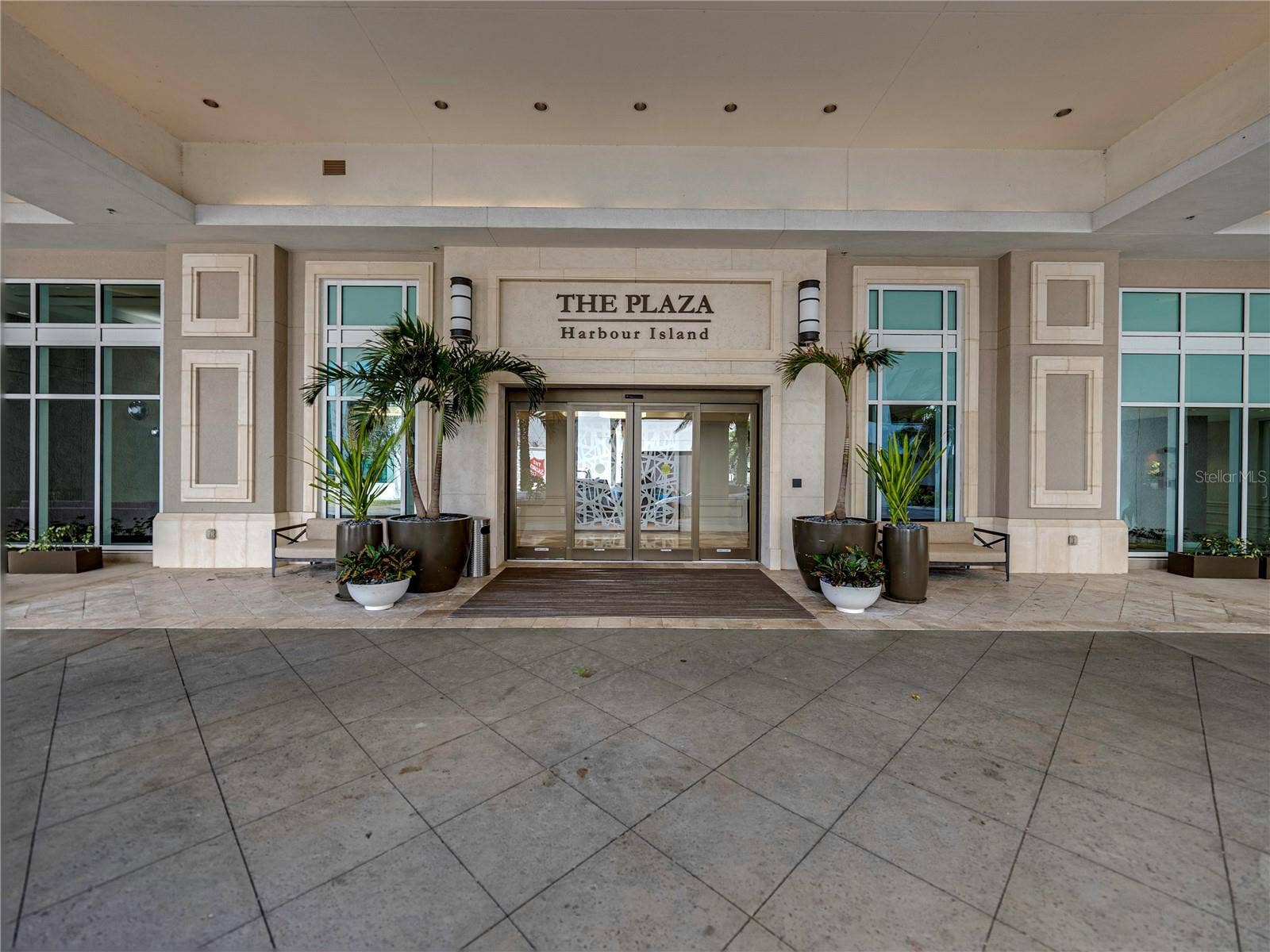 450 KNIGHTS RUN AVENUE, #405, Tampa, FL 33602 450 KNIGHTS RUN AVENUE, #405, Tampa, FL 33602