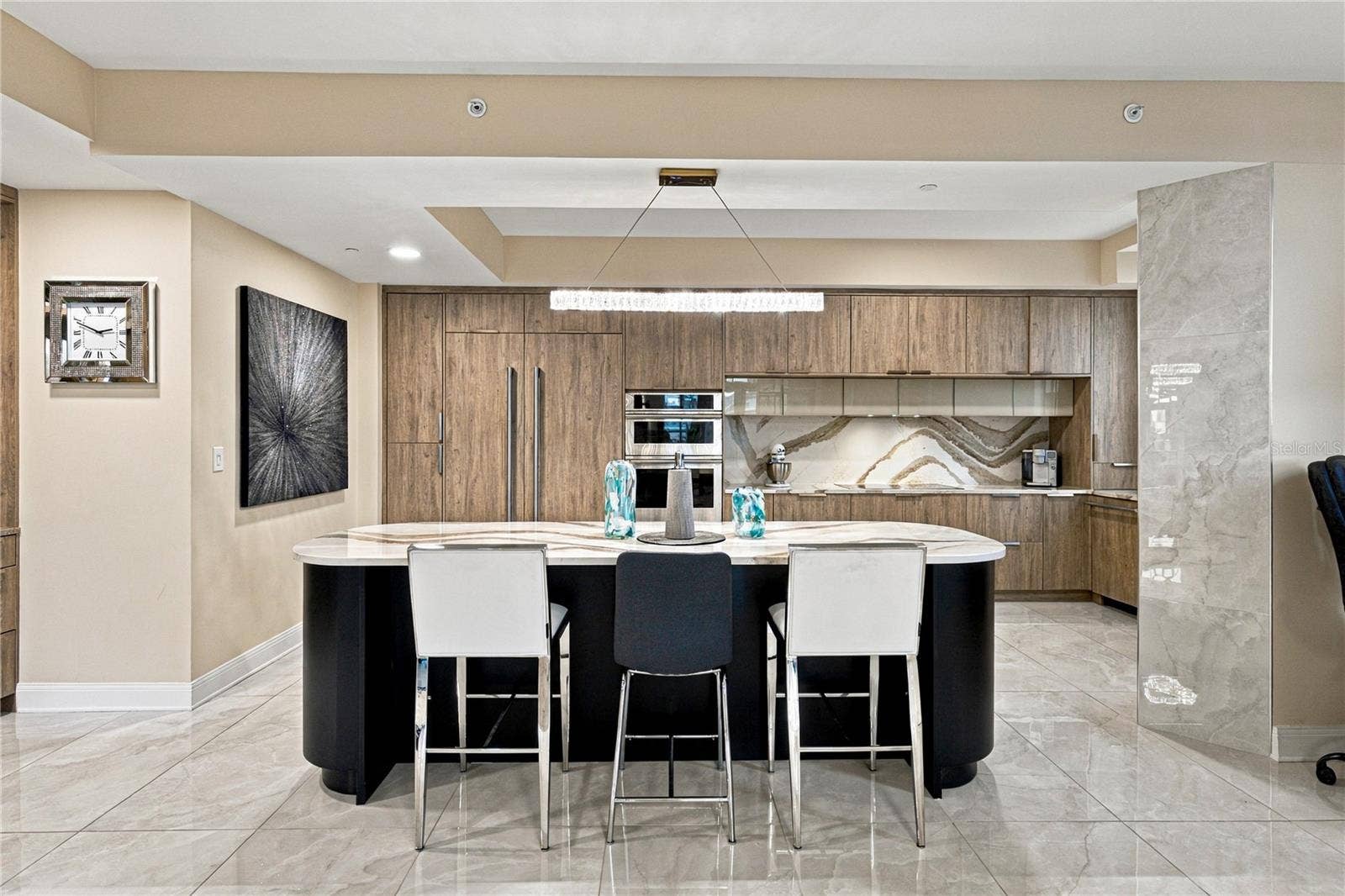450 KNIGHTS RUN AVENUE, #405, Tampa, FL 33602 450 KNIGHTS RUN AVENUE, #405, Tampa, FL 33602