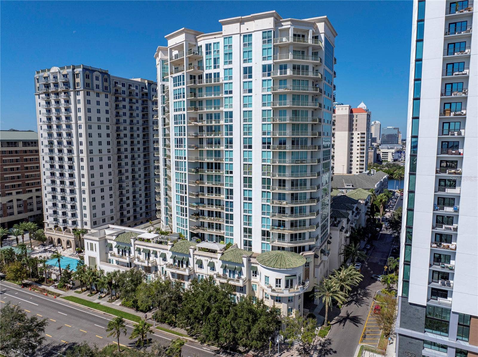 450 KNIGHTS RUN AVENUE, #405, Tampa, FL 33602 450 KNIGHTS RUN AVENUE, #405, Tampa, FL 33602