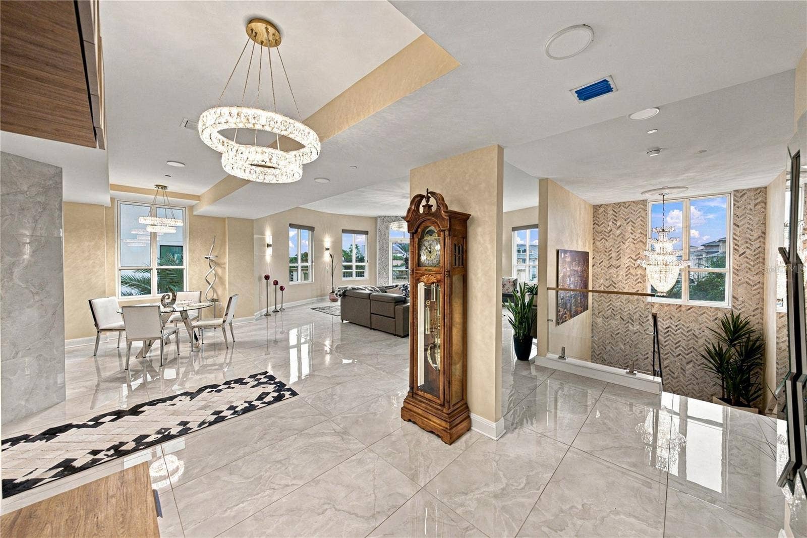 450 KNIGHTS RUN AVENUE, #405, Tampa, FL 33602 450 KNIGHTS RUN AVENUE, #405, Tampa, FL 33602