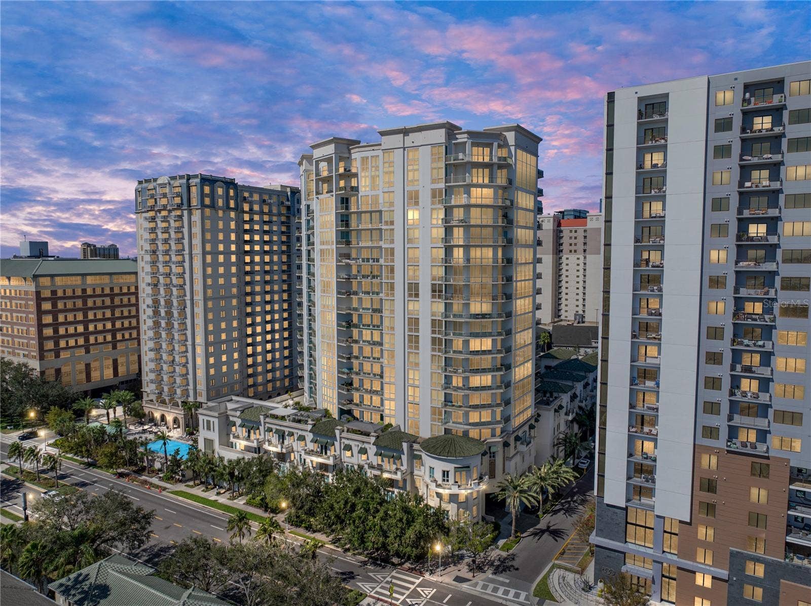 450 KNIGHTS RUN AVENUE, #405, Tampa, FL 33602 450 KNIGHTS RUN AVENUE, #405, Tampa, FL 33602