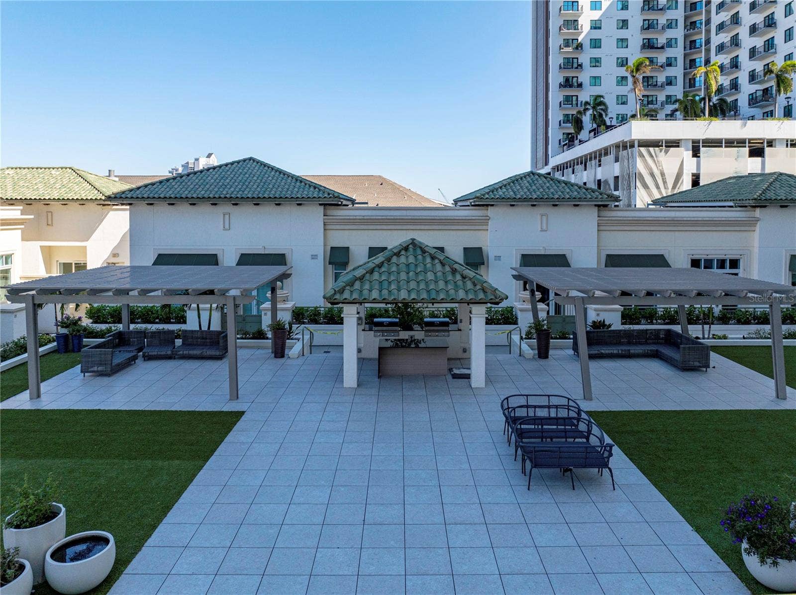 450 KNIGHTS RUN AVENUE, #405, Tampa, FL 33602 450 KNIGHTS RUN AVENUE, #405, Tampa, FL 33602