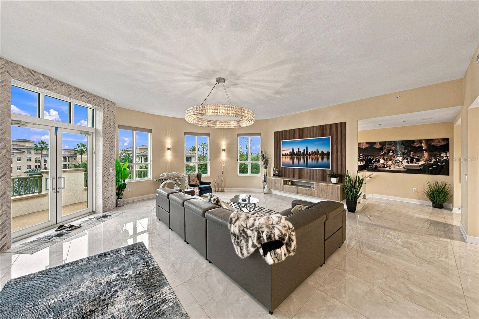 450 KNIGHTS RUN AVENUE, #405, Tampa, FL 33602 450 KNIGHTS RUN AVENUE, #405, Tampa, FL 33602