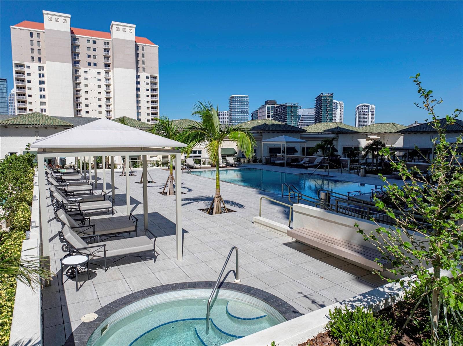 450 KNIGHTS RUN AVENUE, #405, Tampa, FL 33602 450 KNIGHTS RUN AVENUE, #405, Tampa, FL 33602