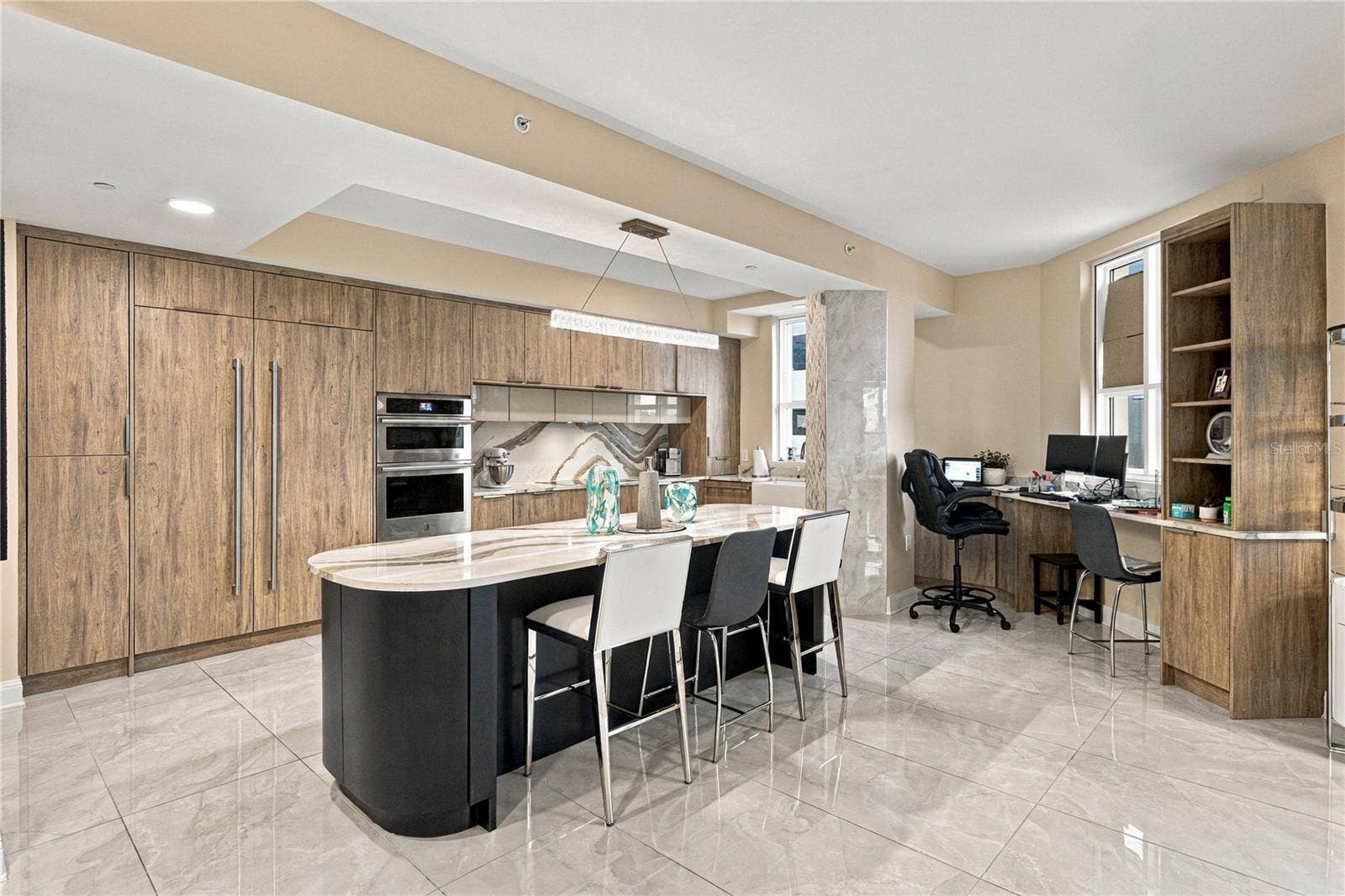 450 KNIGHTS RUN AVENUE, #405, Tampa, FL 33602 450 KNIGHTS RUN AVENUE, #405, Tampa, FL 33602
