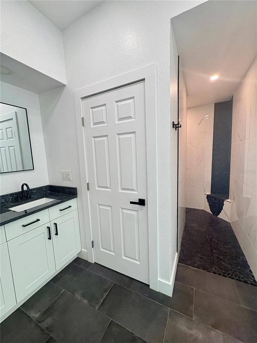 6570 67TH AVENUE N, Pinellas Park, FL 33781 Primary Bathroom
