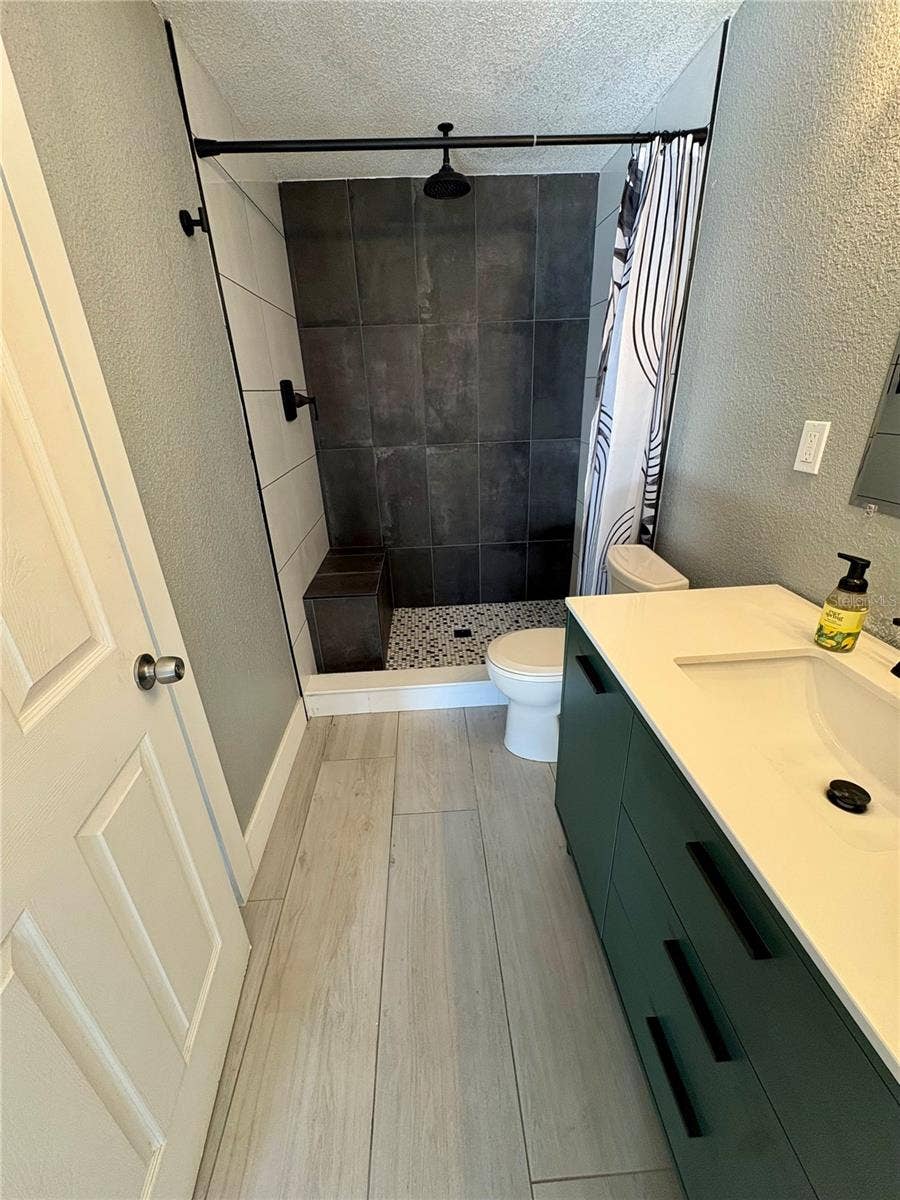 6570 67TH AVENUE N, Pinellas Park, FL 33781 Garage Bathroom