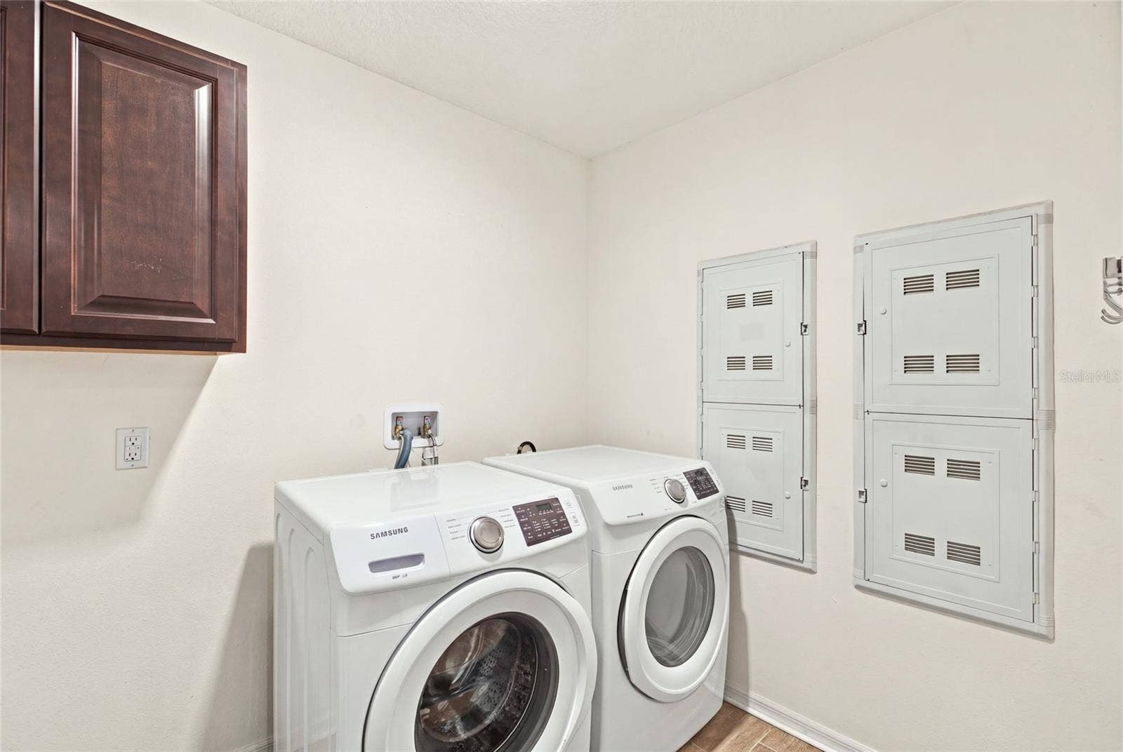 7945 OLIVE BROOK DRIVE, Wesley Chapel, FL 33545