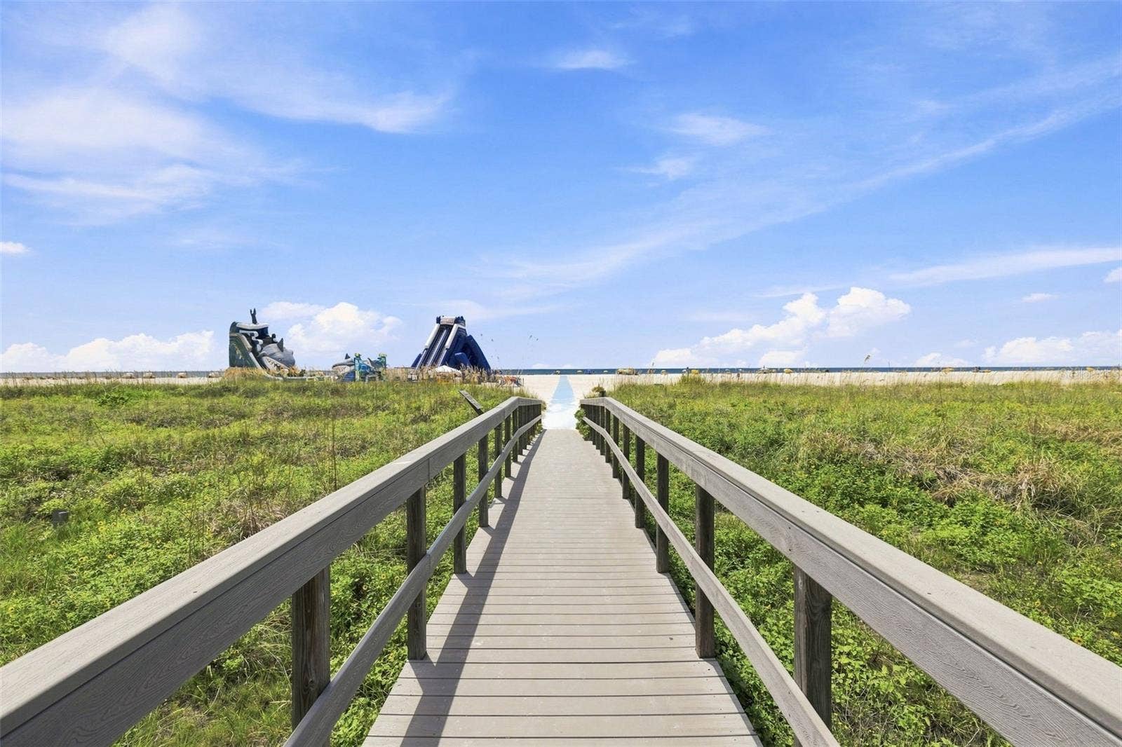 10450 GULF BOULEVARD, Treasure Island, FL 33706 10450 GULF BOULEVARD, Treasure Island, FL 33706