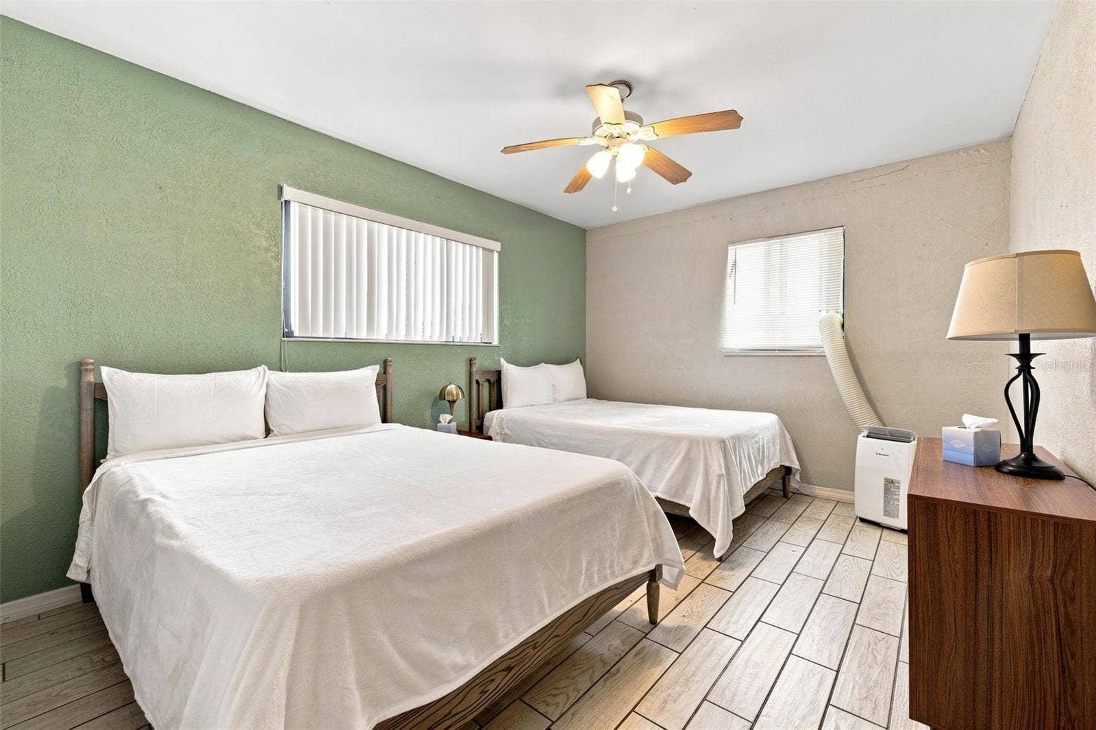 10450 GULF BOULEVARD, Treasure Island, FL 33706 10450 GULF BOULEVARD, Treasure Island, FL 33706