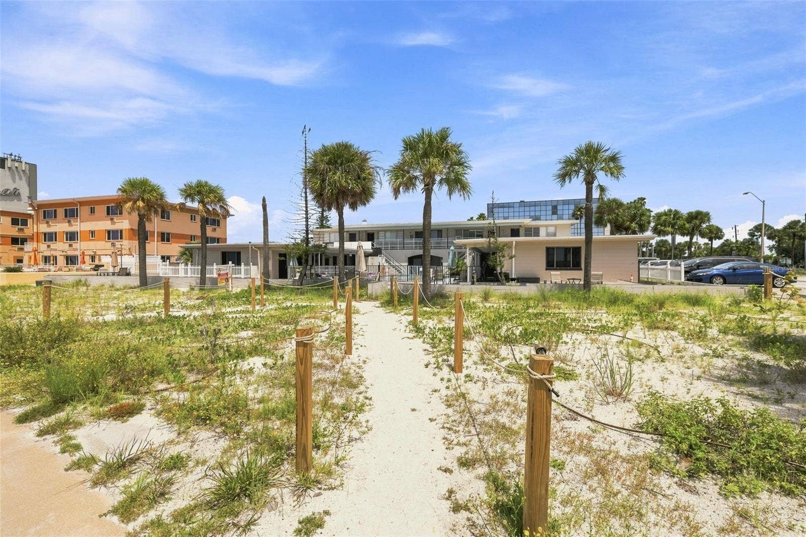 10450 GULF BOULEVARD, Treasure Island, FL 33706 10450 GULF BOULEVARD, Treasure Island, FL 33706