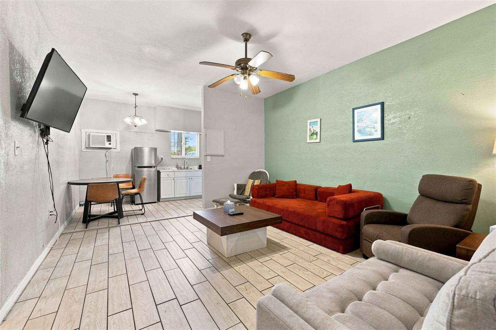 10450 GULF BOULEVARD, Treasure Island, FL 33706 10450 GULF BOULEVARD, Treasure Island, FL 33706