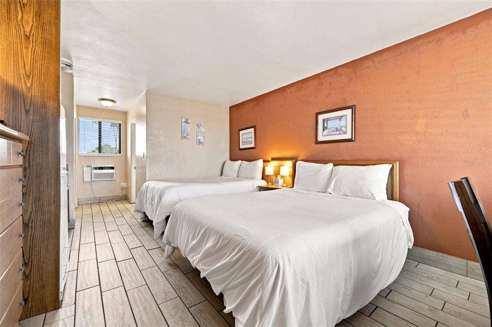 10450 GULF BOULEVARD, Treasure Island, FL 33706 10450 GULF BOULEVARD, Treasure Island, FL 33706