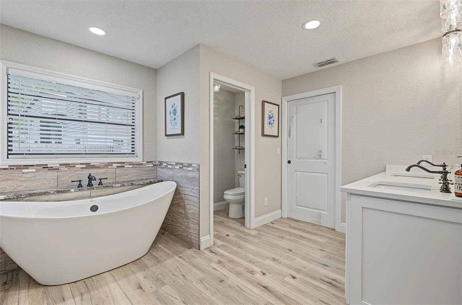 19908 JODI DRIVE, Lutz, FL 33558