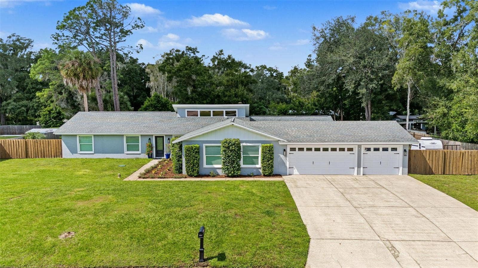 19908 JODI DRIVE, Lutz, FL 33558