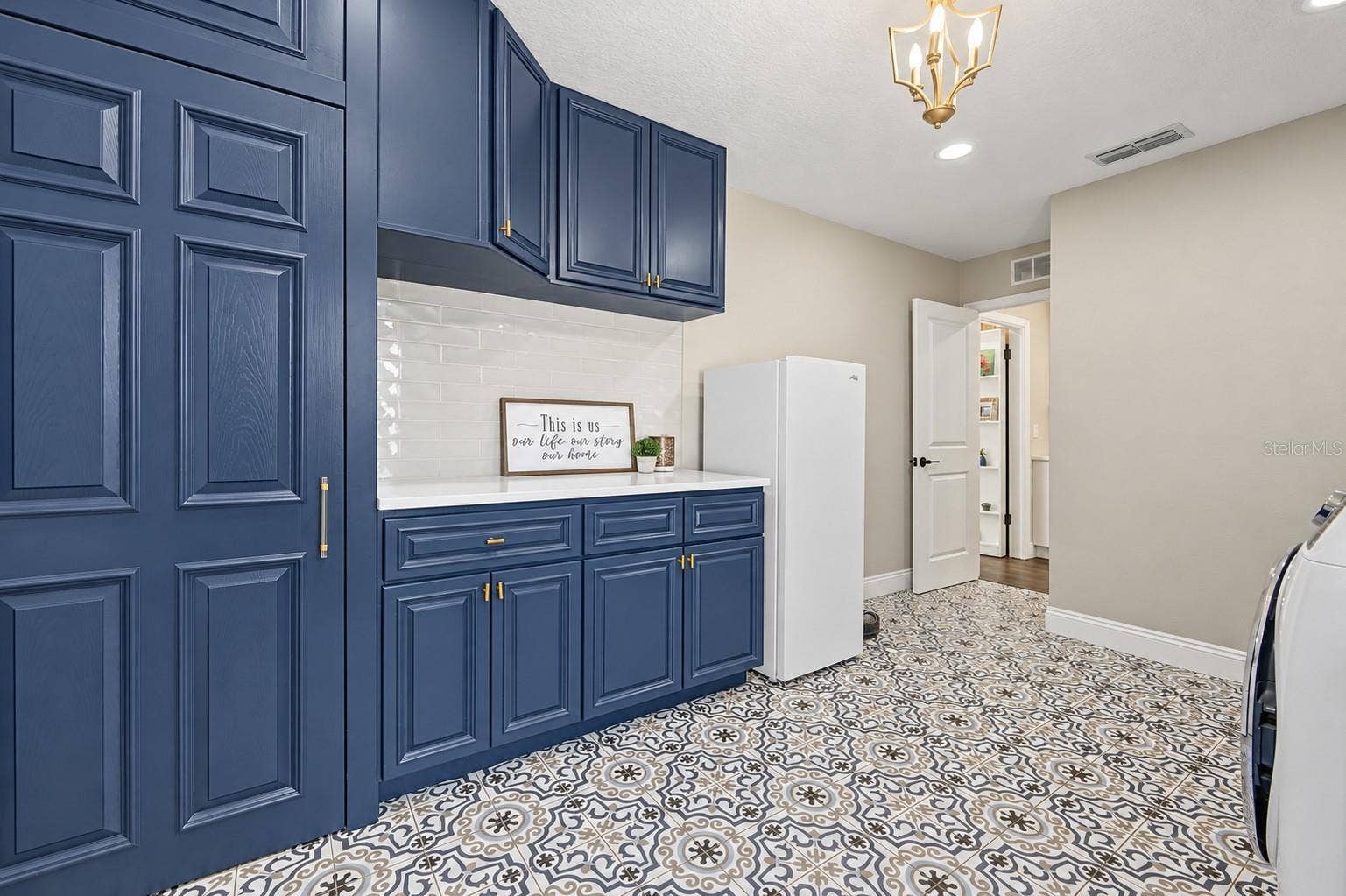 19908 JODI DRIVE, Lutz, FL 33558