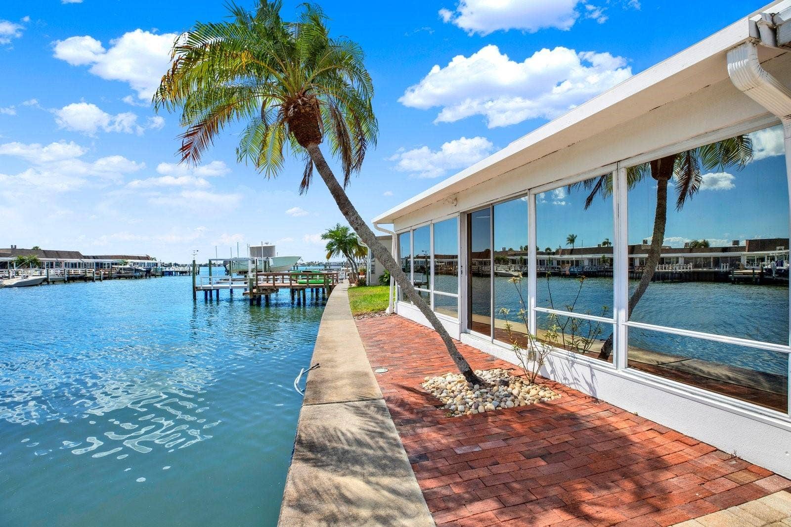 594 BOCA CIEGA POINT BOULEVARD N, St Petersburg, FL 33708 Waterfront