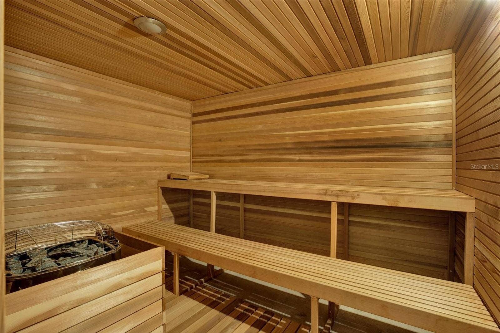 594 BOCA CIEGA POINT BOULEVARD N, St Petersburg, FL 33708 Sauna
