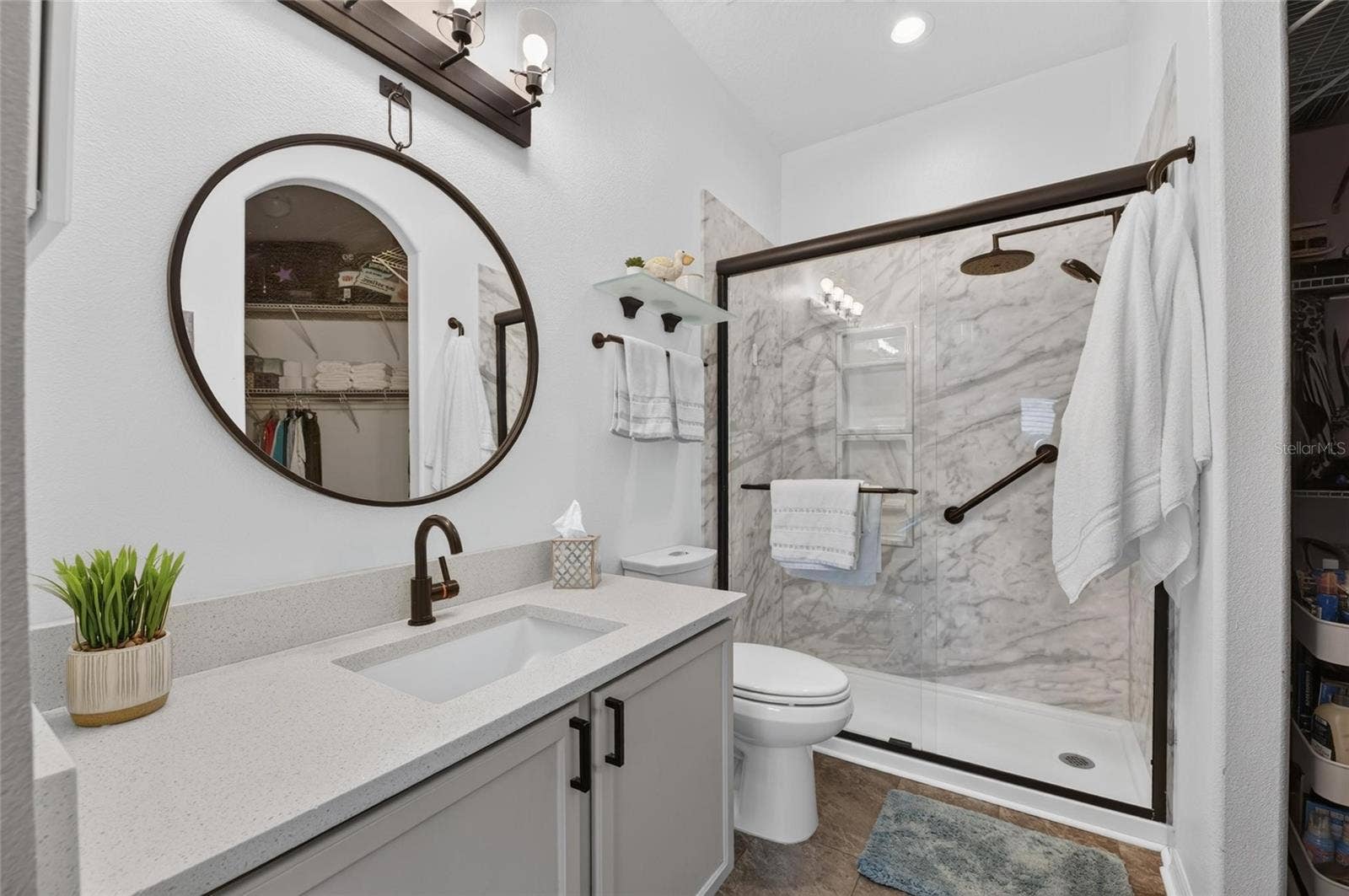 6817 SURREY OAK DRIVE, Apollo Beach, FL 33572 6817 SURREY OAK DRIVE, Apollo Beach, FL 33572