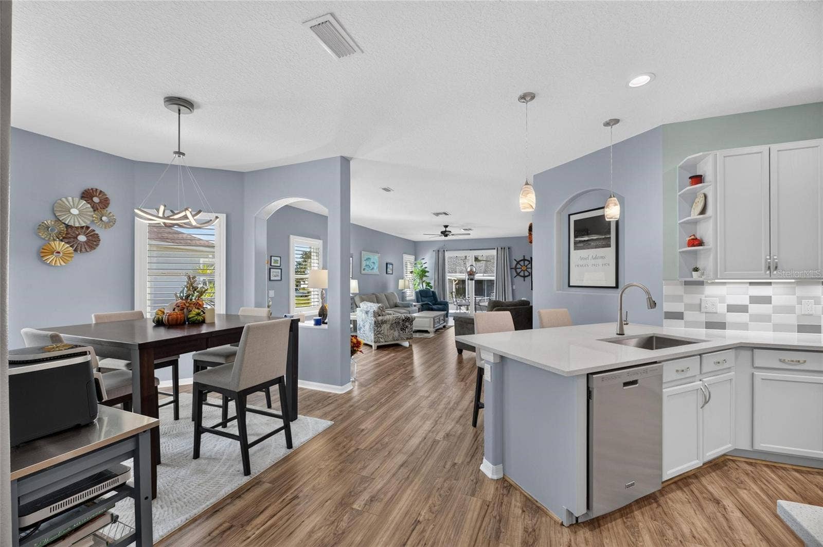6817 SURREY OAK DRIVE, Apollo Beach, FL 33572 6817 SURREY OAK DRIVE, Apollo Beach, FL 33572