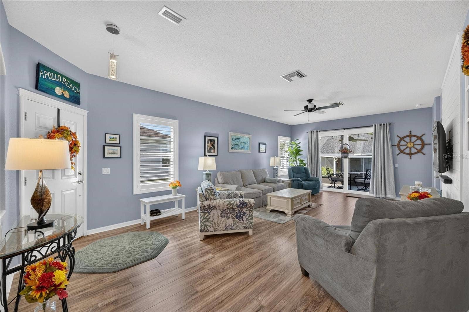 6817 SURREY OAK DRIVE, Apollo Beach, FL 33572 6817 SURREY OAK DRIVE, Apollo Beach, FL 33572
