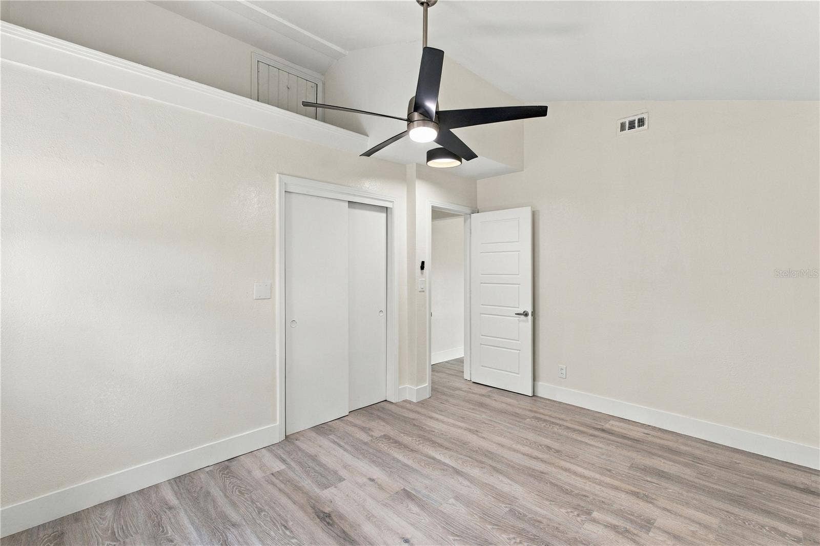 39 HAMILTON HEATH DRIVE, Tampa, FL 33604 39 HAMILTON HEATH DRIVE, Tampa, FL 33604