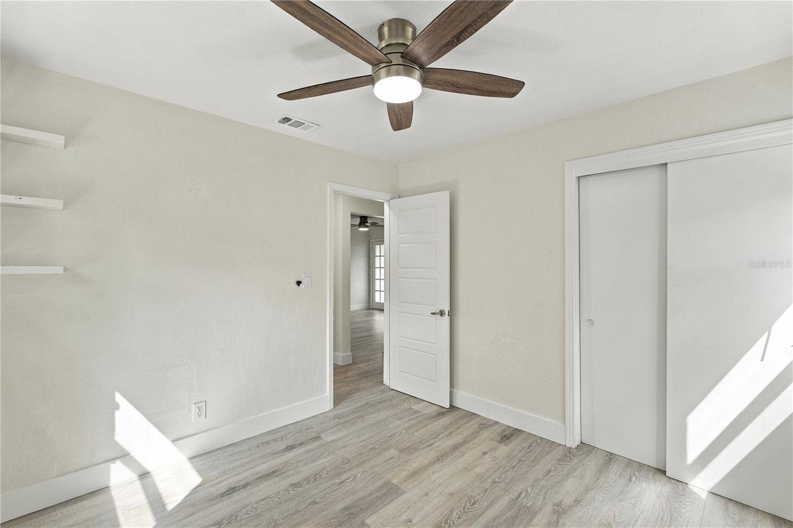 39 HAMILTON HEATH DRIVE, Tampa, FL 33604 39 HAMILTON HEATH DRIVE, Tampa, FL 33604
