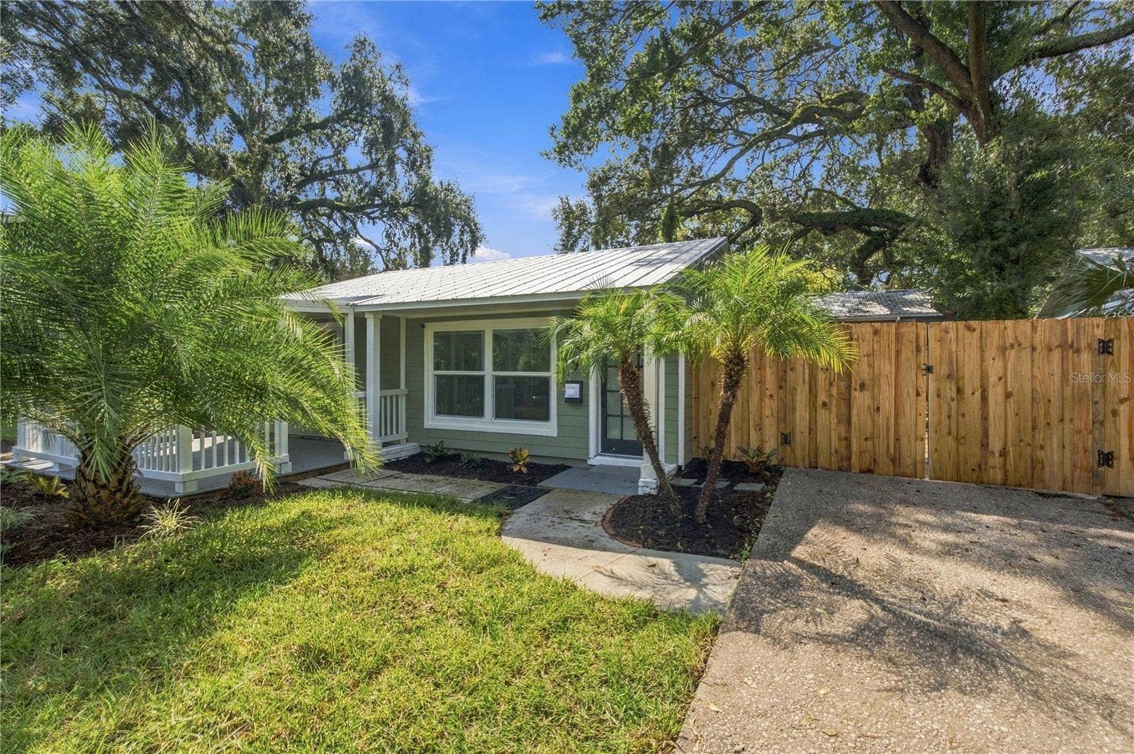 39 HAMILTON HEATH DRIVE, Tampa, FL 33604 39 HAMILTON HEATH DRIVE, Tampa, FL 33604