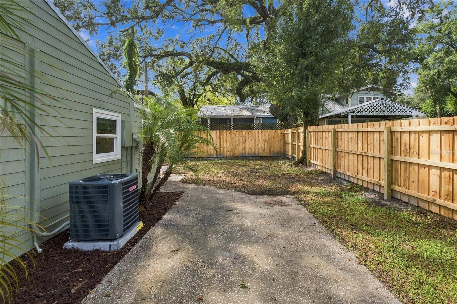 39 HAMILTON HEATH DRIVE, Tampa, FL 33604 39 HAMILTON HEATH DRIVE, Tampa, FL 33604