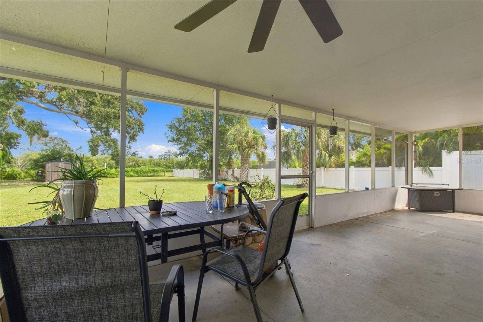 335 COUNTRY CLUB DRIVE, Oldsmar, FL 34677 335 COUNTRY CLUB DRIVE, Oldsmar, FL 34677