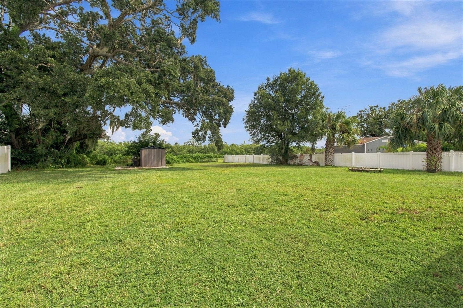 335 COUNTRY CLUB DRIVE, Oldsmar, FL 34677 335 COUNTRY CLUB DRIVE, Oldsmar, FL 34677
