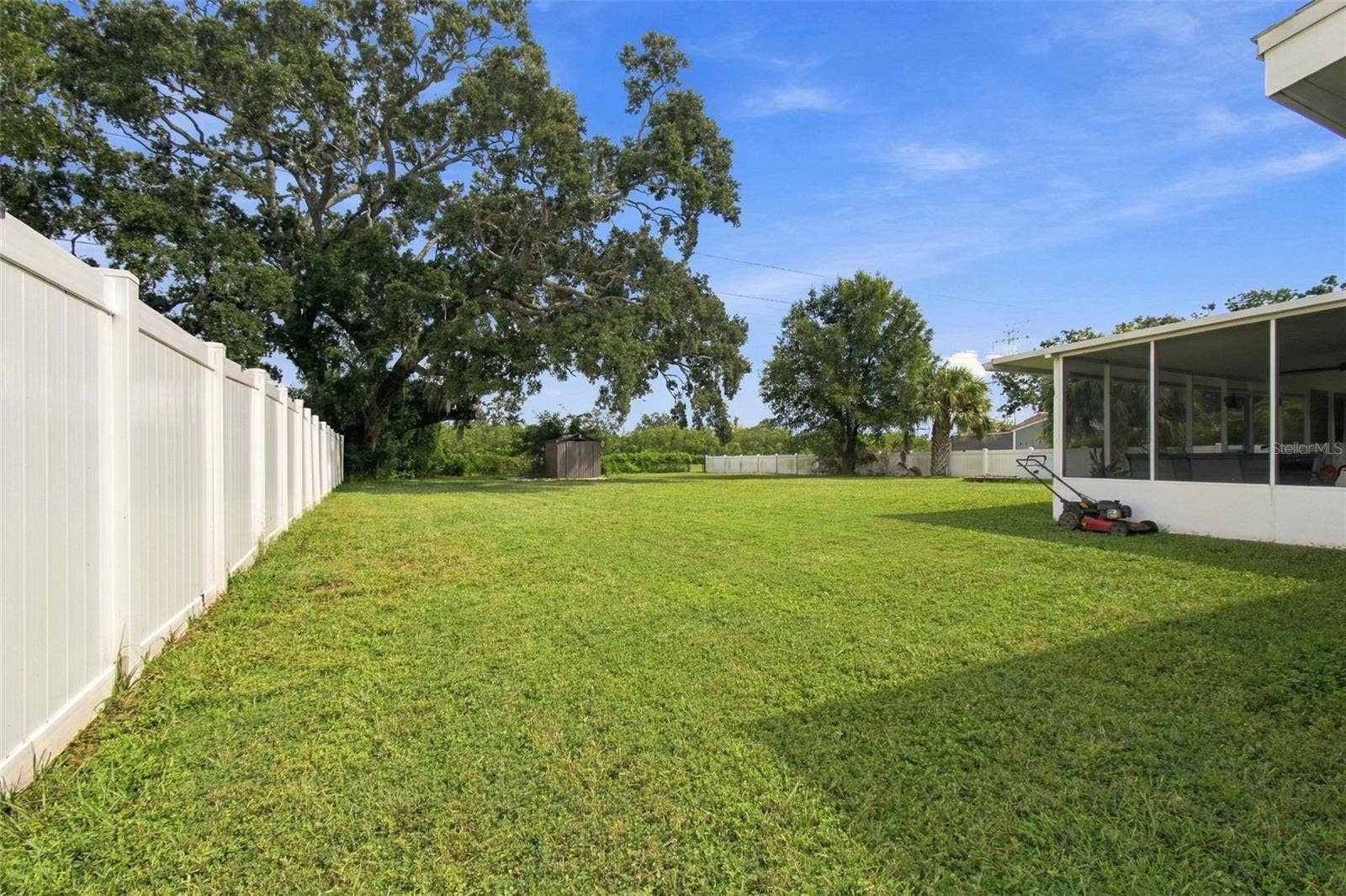 335 COUNTRY CLUB DRIVE, Oldsmar, FL 34677 335 COUNTRY CLUB DRIVE, Oldsmar, FL 34677
