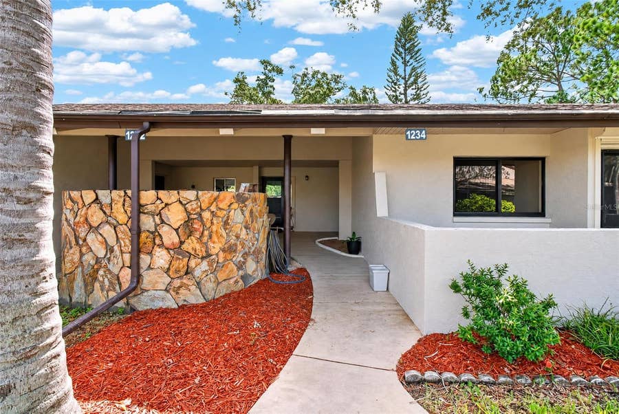 Property photo for 1234 11TH CIRCLE SE, #19, Largo, FL