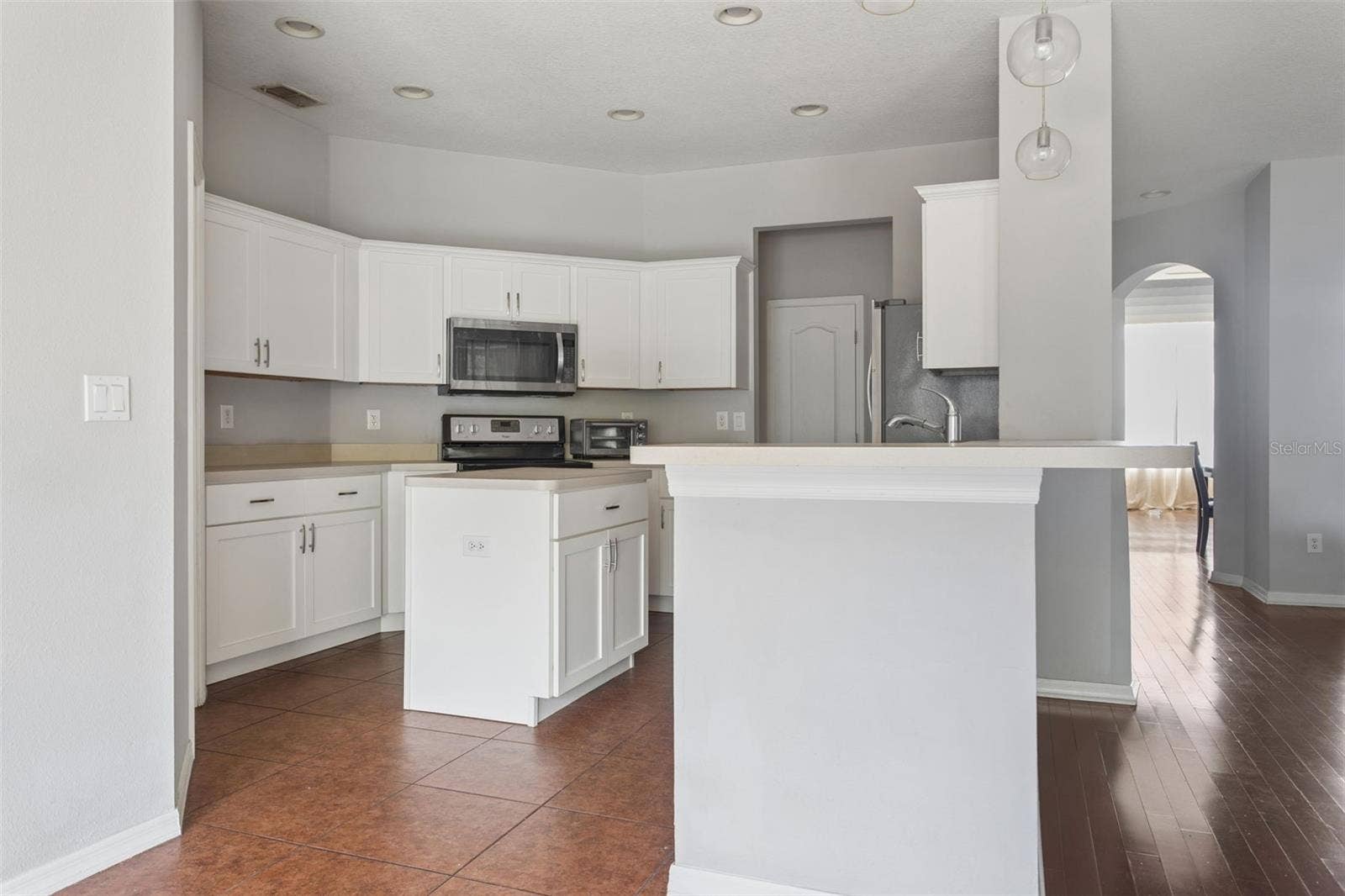 5727 GOLDEN OWL LOOP, Land O Lakes, FL 34638 5727 GOLDEN OWL LOOP, Land O Lakes, FL 34638