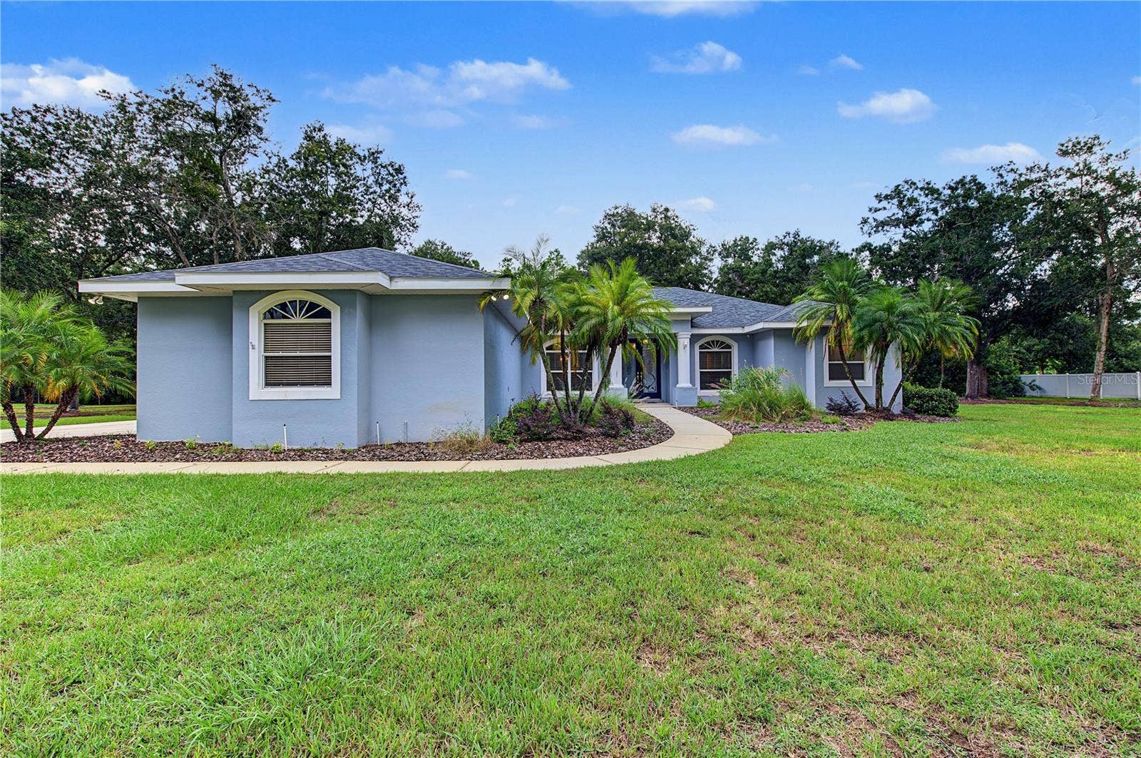 915 LAKE THOMAS LANE, Lutz, FL 33548