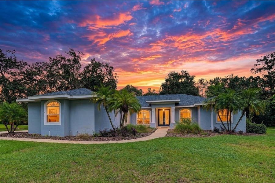 Property photo for 915 LAKE THOMAS LANE, Lutz, FL