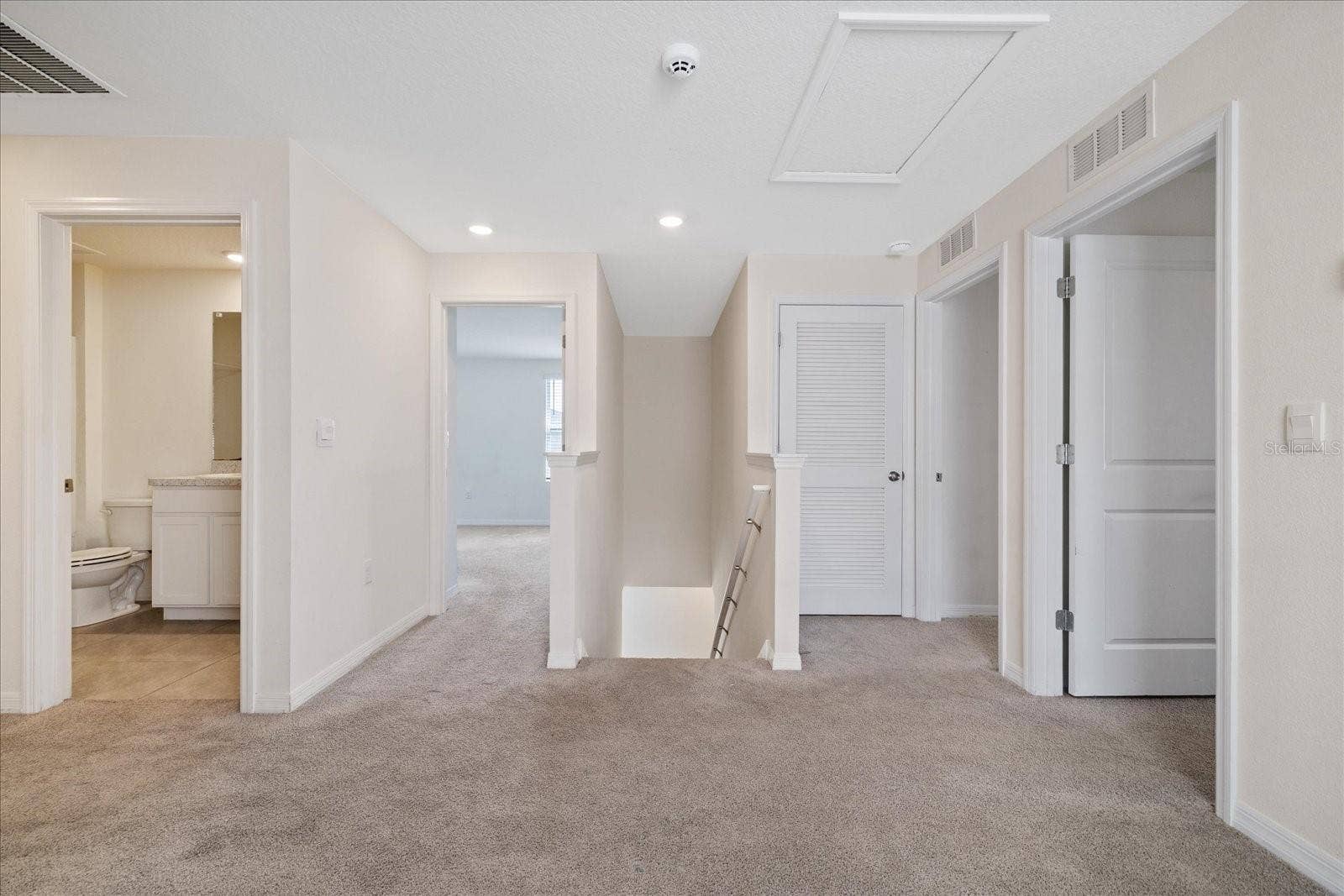 4568 SAND DOLLAR WAY, Zephyrhills, FL 33541 upstairs den