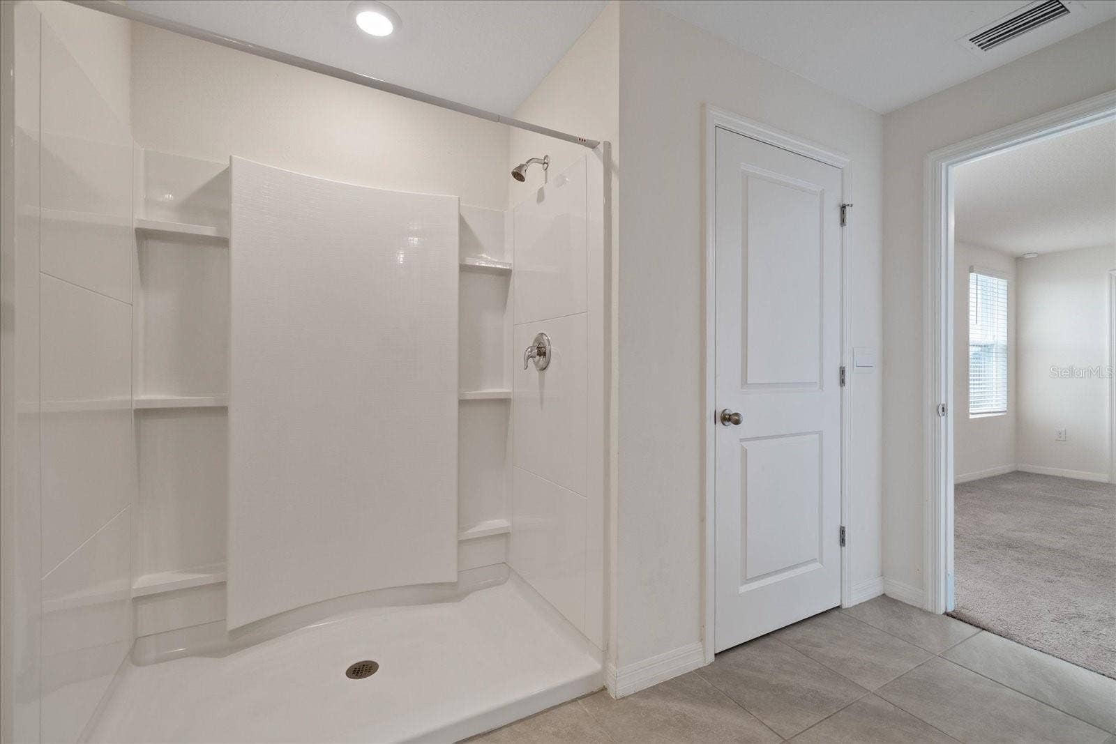 4568 SAND DOLLAR WAY, Zephyrhills, FL 33541 Master bath