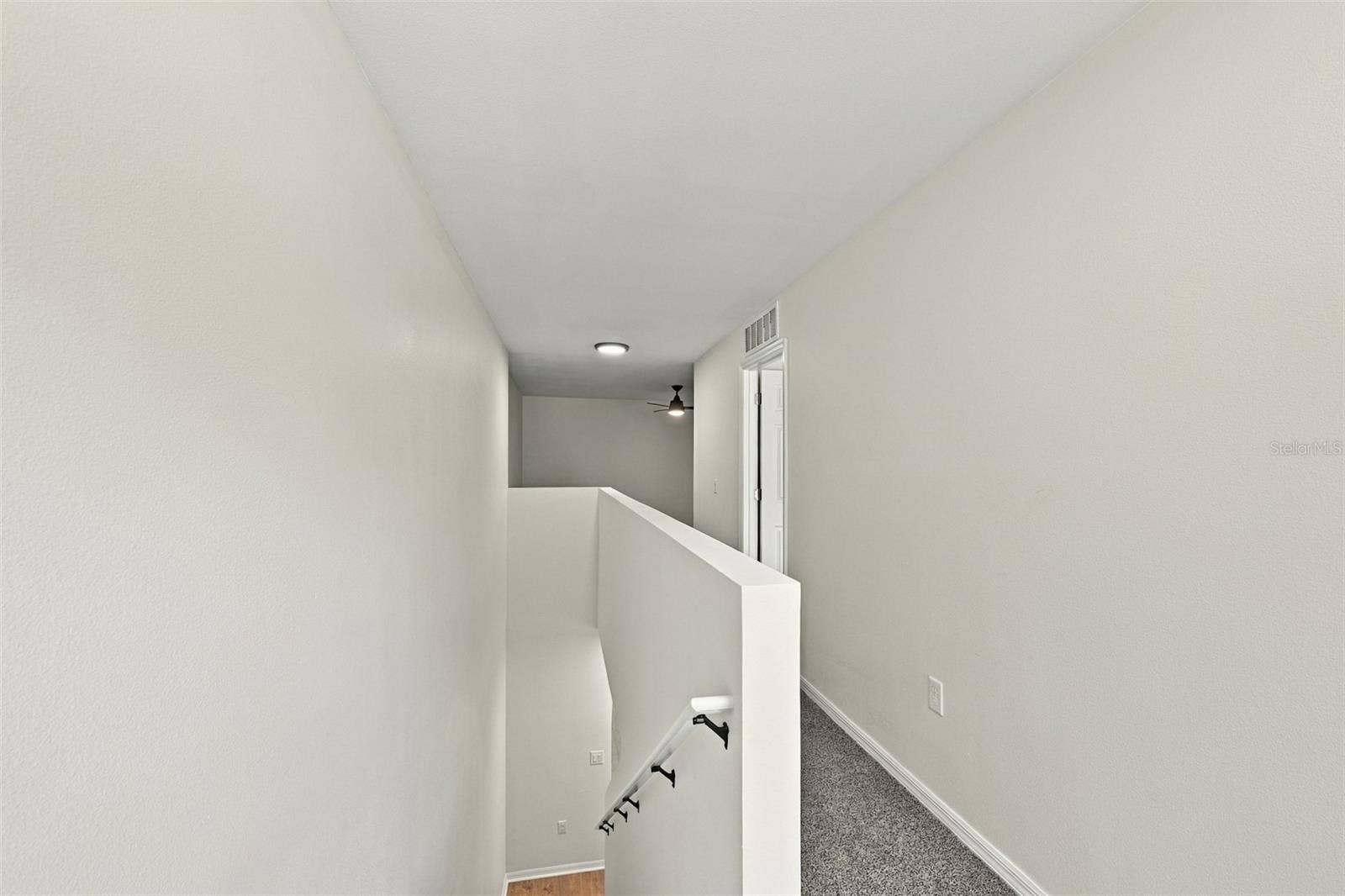 9951 ASHBURN LAKE DRIVE, Tampa, FL 33610 9951 ASHBURN LAKE DRIVE, Tampa, FL 33610