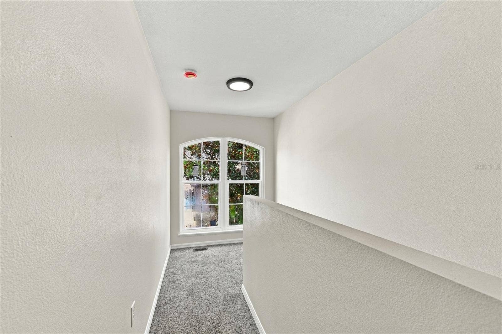 9951 ASHBURN LAKE DRIVE, Tampa, FL 33610 9951 ASHBURN LAKE DRIVE, Tampa, FL 33610