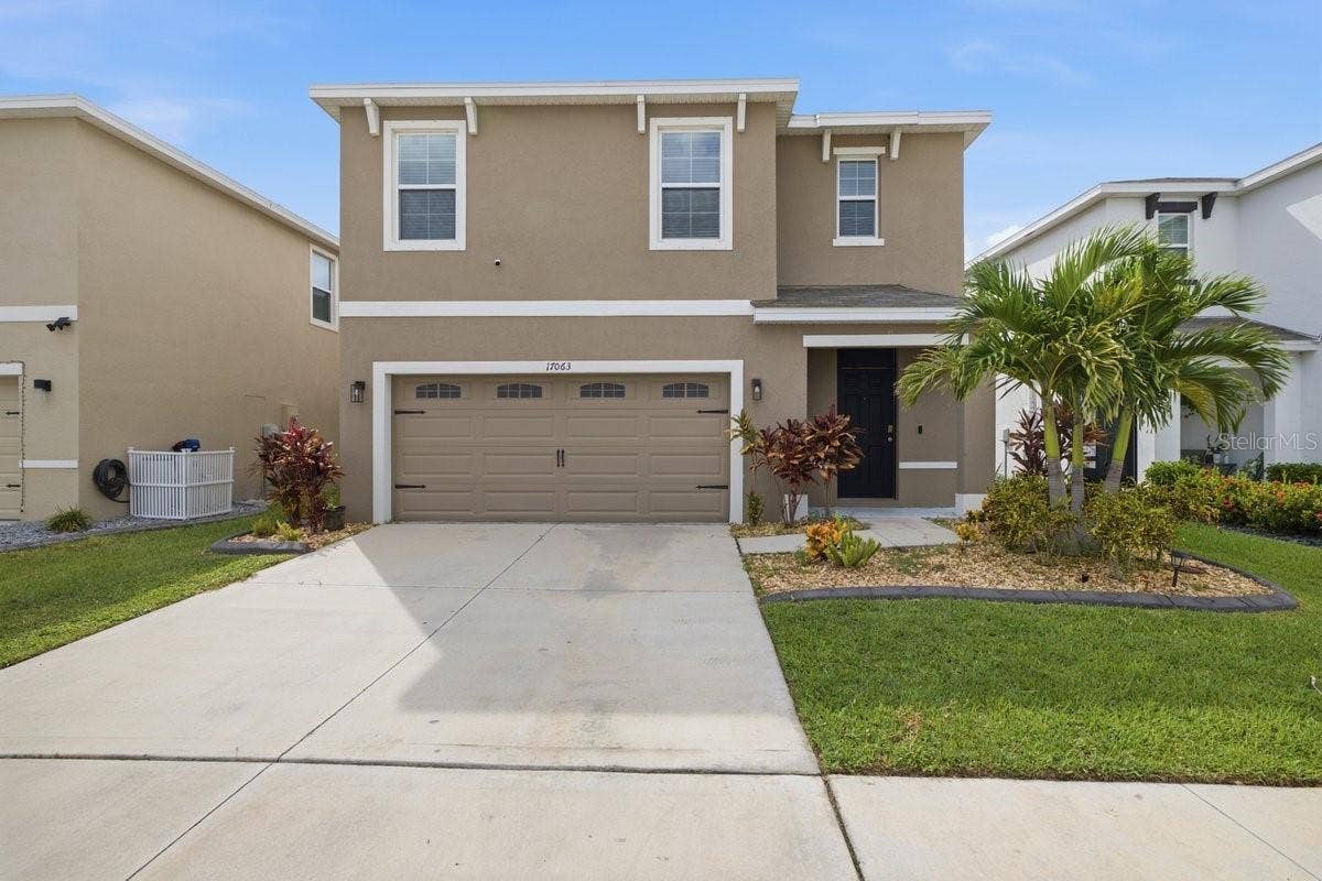 17063 OVAL RUM DRIVE, Wimauma, FL 33598 17063 OVAL RUM DRIVE, Wimauma, FL 33598