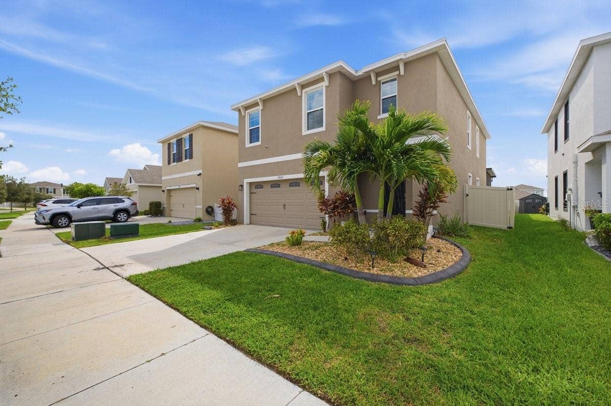 17063 OVAL RUM DRIVE, Wimauma, FL 33598 17063 OVAL RUM DRIVE, Wimauma, FL 33598