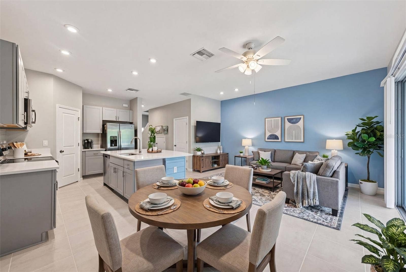 6425 FAIRMONT LANE, Palmetto, FL 34221 6425 FAIRMONT LANE, Palmetto, FL 34221