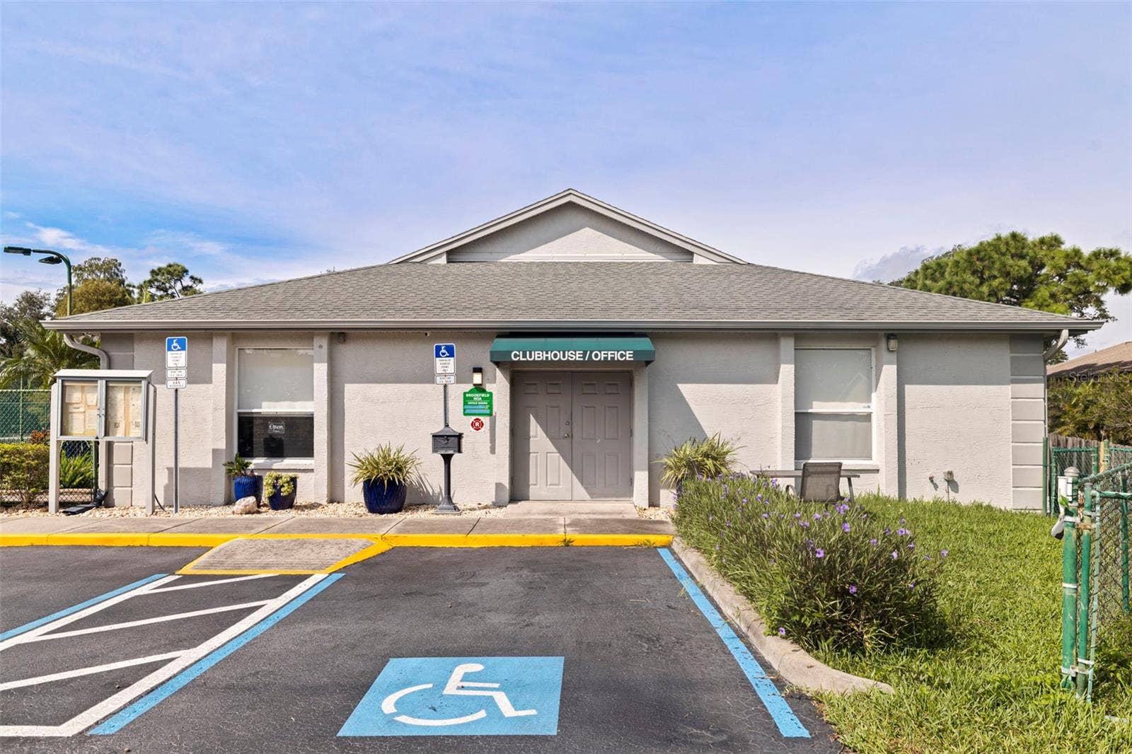 3022 PEPPERWOOD LANE W, Clearwater, FL 33761 3022 PEPPERWOOD LANE W, Clearwater, FL 33761