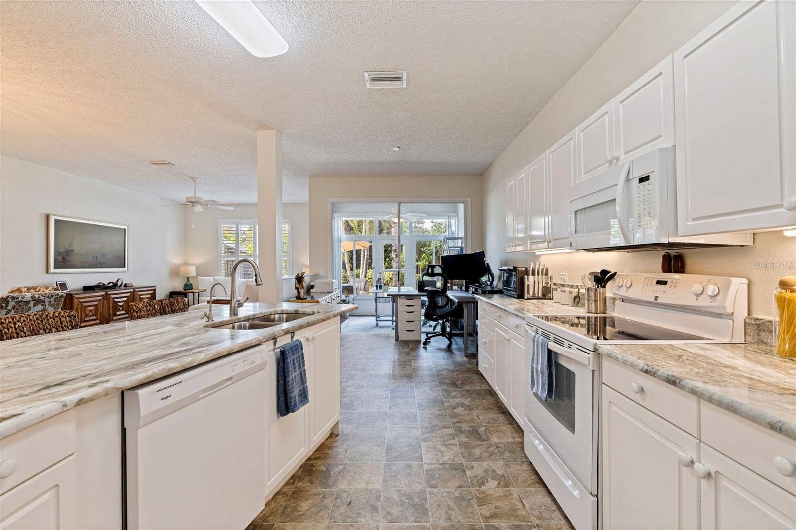 3022 PEPPERWOOD LANE W, Clearwater, FL 33761 3022 PEPPERWOOD LANE W, Clearwater, FL 33761